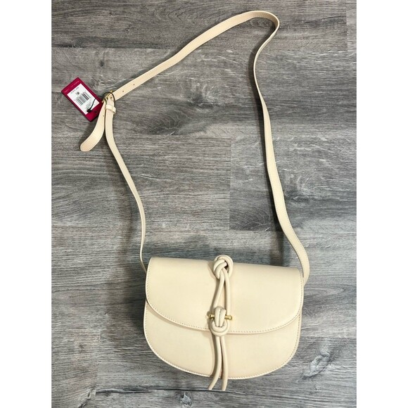 Vince Camuto Snap Shoulder Bag VC-JAIYA-CB  Warm Vanilla Color Leather NWT $188 - Picture 2 of 14